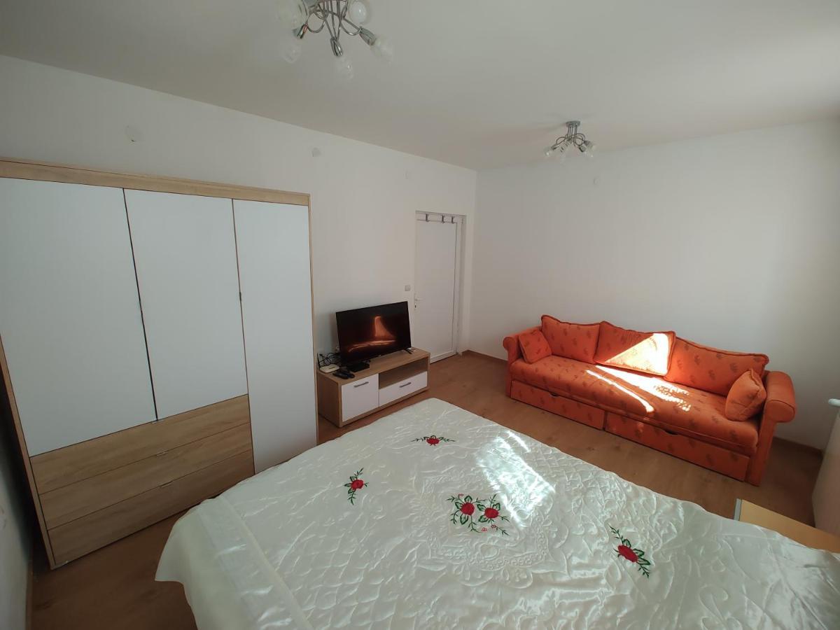 Apartman Anastasija Surčin Exterior foto
