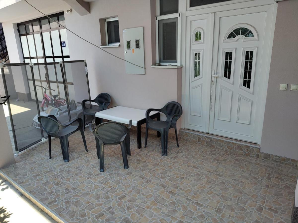 Apartman Anastasija Surčin Exterior foto