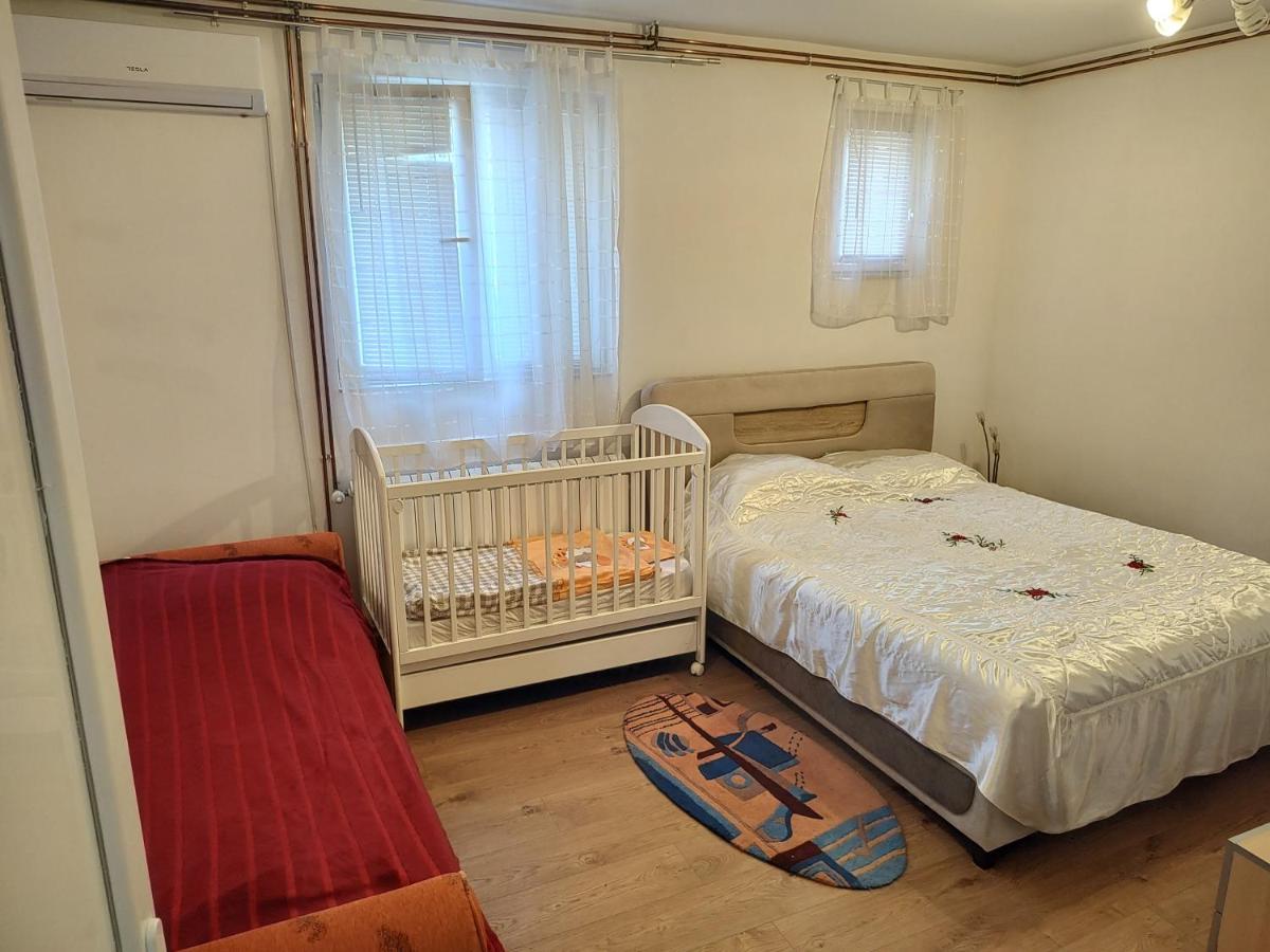 Apartman Anastasija Surčin Exterior foto